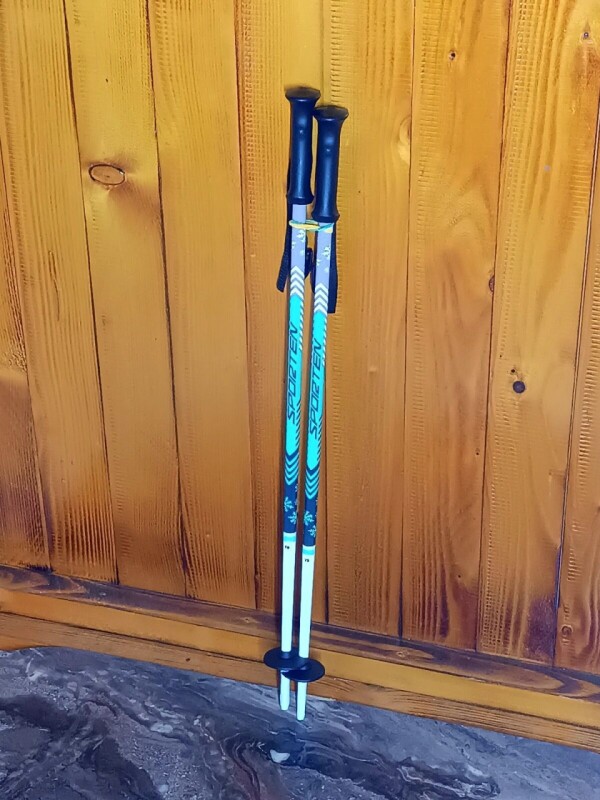 NOVÉ PALICE SPORTEN SNOW TYRKYS-WHITE 70CM